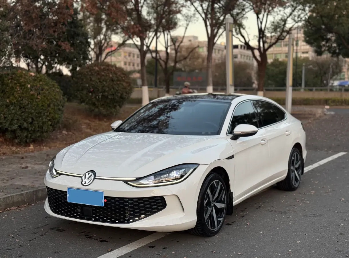 2023 Volkswagen Lamando 1.4T 150HP L4 7DCT,autocango,china used car exporter,china ev exporter,chinese used car exporter,chinese used ev exporter