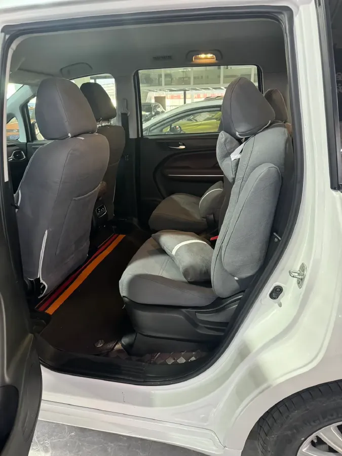 2023 GAC Trumpchi M6 1.5T 177HP L4 7DCT,autocango,china used car exporter,china ev exporter,chinese used car exporter,chinese used ev exporter