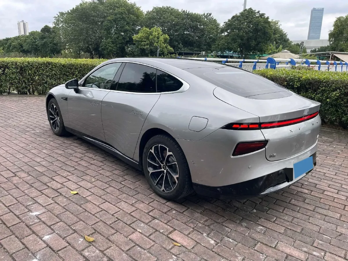 2023 Xpeng P7 BEV 70.8KWH,autocango,china used car exporter,china ev exporter,chinese used car exporter,chinese used ev exporter