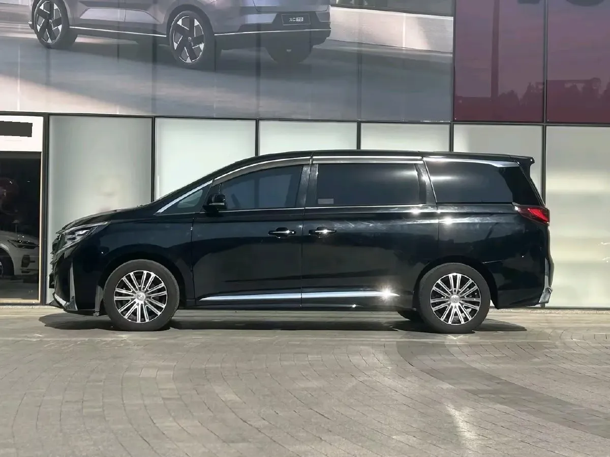 2021 GAC Trumpchi M8 2.0T 252HP L4 8AT,autocango,china used car exporter,china ev exporter,chinese used car exporter,chinese used ev exporter