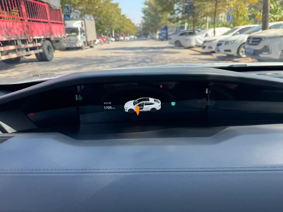 2024 ChangAn UNI-V 1.5T 188HP L4 7DCT,autocango,china used car exporter,china ev exporter,chinese used car exporter,chinese used ev exporter