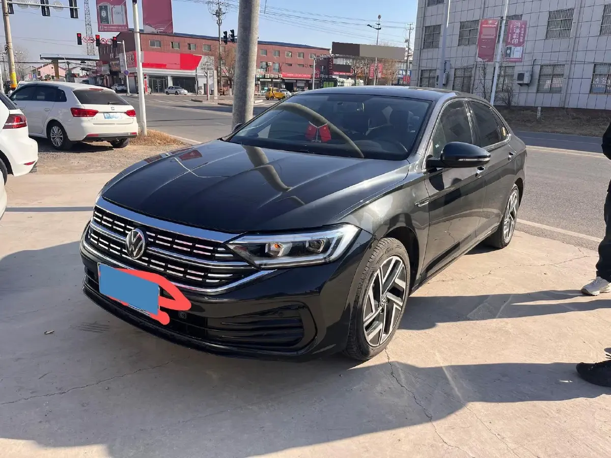 2023 Volkswagen Sagitar 1.4T 150HP L4 7DCT