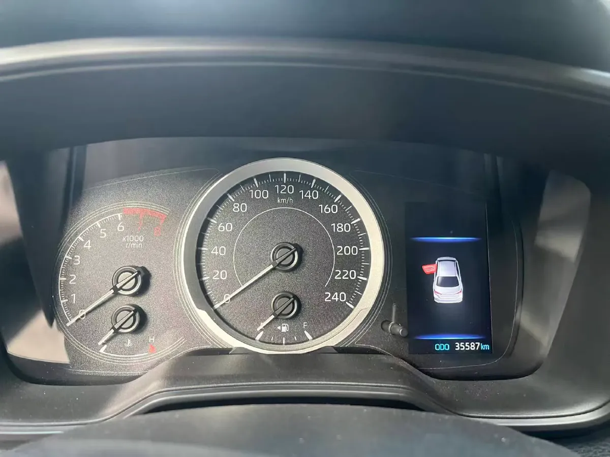 2022 Toyota Corolla 1.2T 116HP L4 CVT,autocango,china used car exporter,china ev exporter,chinese used car exporter,chinese used ev exporter