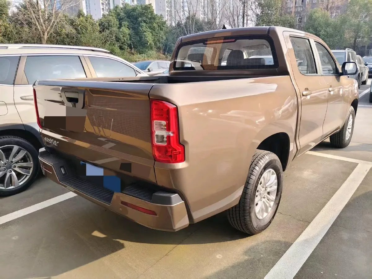 2023 BAW Calorie 2.0L 144HP L4 5MT,autocango,china used car exporter,china ev exporter,chinese used car exporter,chinese used ev exporter