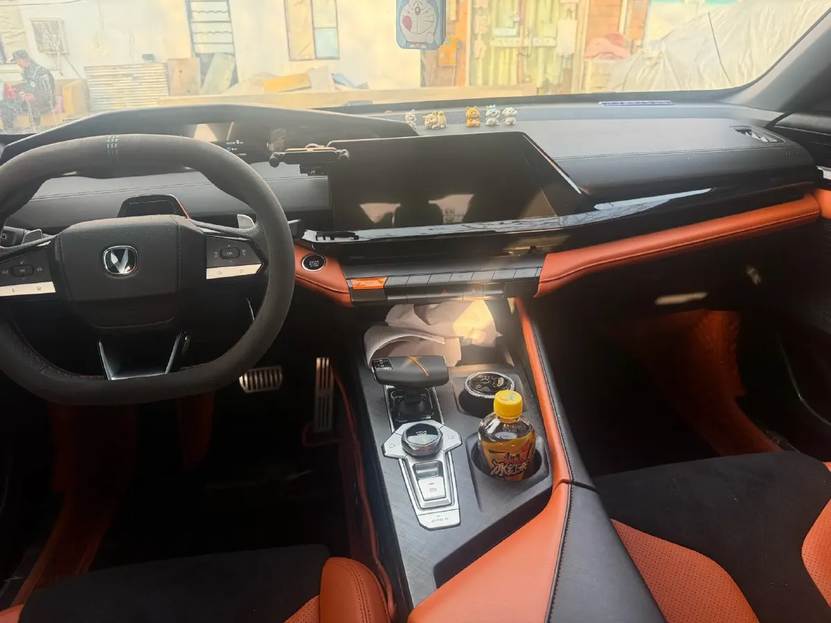 2023 ChangAn UNI-V 1.5T 188HP L4 7DCT,autocango,china used car exporter,china ev exporter,chinese used car exporter,chinese used ev exporter