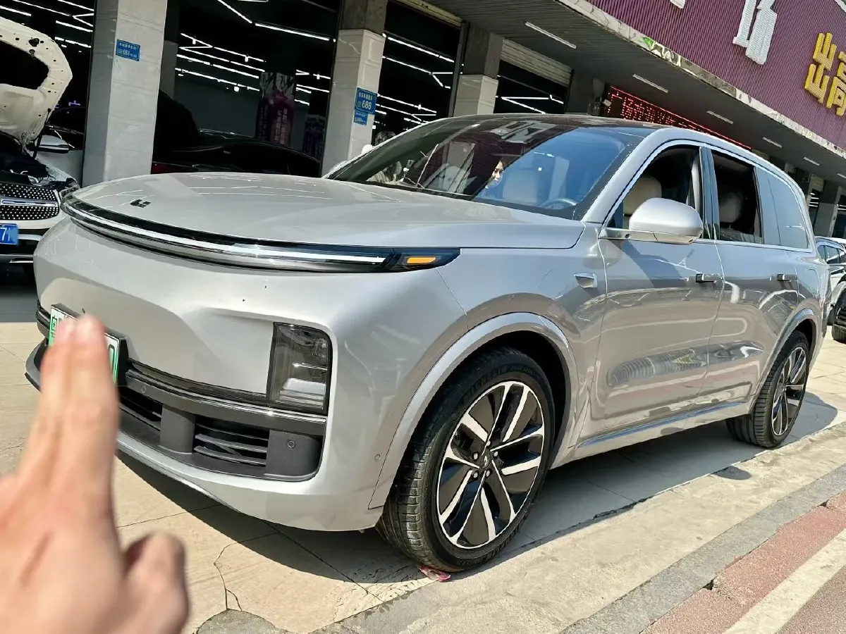 2024 Land Rover Range Rover Evoque 1.5T 200HP L3 8AT PHEV 15.5KWH,autocango,china used car exporter,china ev exporter,chinese used car exporter,chinese used ev exporter