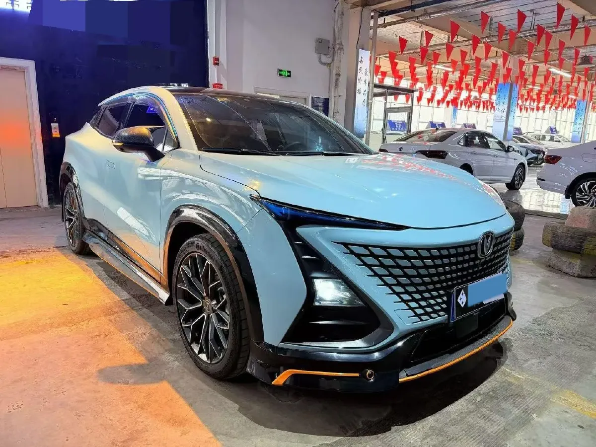 2022 ChangAn UNI-T 1.5T 188HP L4 7DCT,autocango,china used car exporter,china ev exporter,chinese used car exporter,chinese used ev exporter