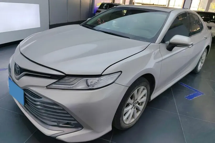 2019 Toyota Camry 2.0L 178HP L4 CVT,autocango,china used car exporter,china ev exporter,chinese used car exporter,chinese used ev exporter