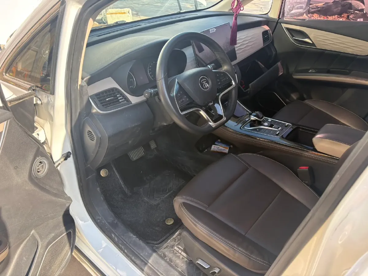 2022 Exceed LXC-DM 1.5T 156HP L4 3DHT PHEV 19.27KWH,autocango,china used car exporter,china ev exporter,chinese used car exporter,chinese used ev exporter