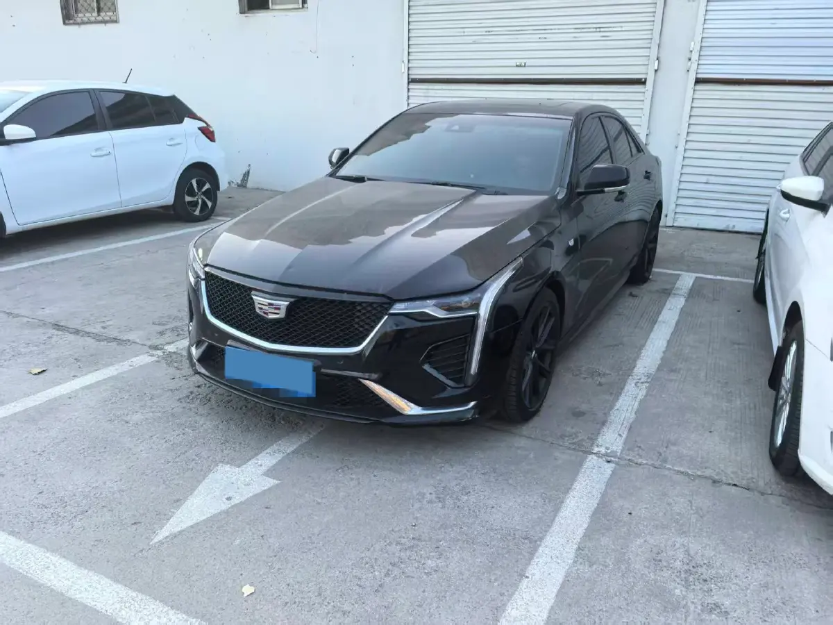 2022 Cadillac CT4 2.0T 237HP L4 8AT