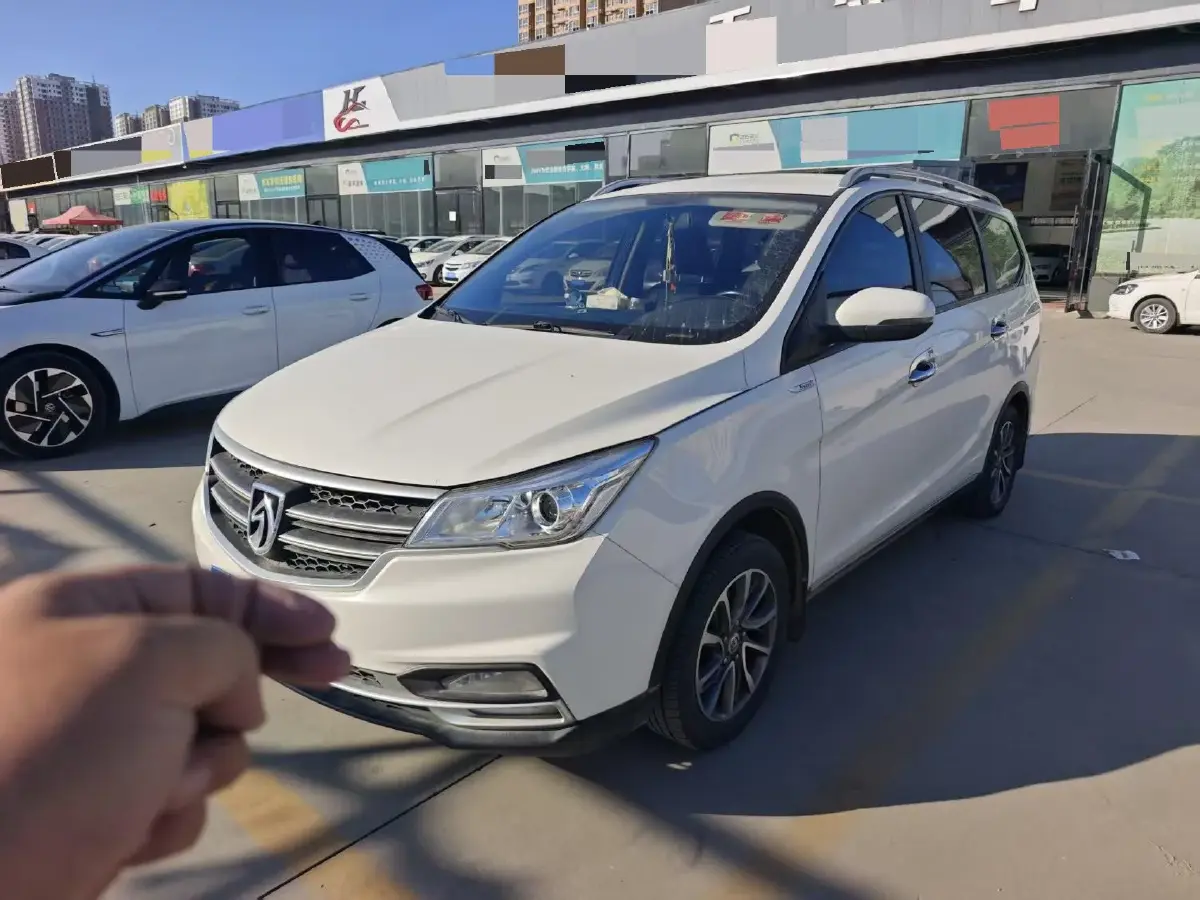 2021 BaoJun 730 1.5L 105HP L4 6MT