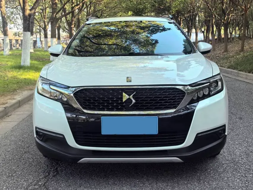 2017 DS 6 1.6T 167HP L4 6AT,autocango,china used car exporter,china ev exporter,chinese used car exporter,chinese used ev exporter