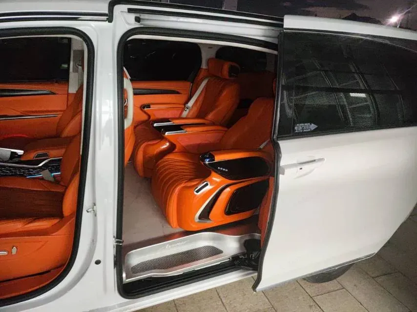 2022 Buick GL8 2.0T 237HP L4 9AT,autocango,china used car exporter,china ev exporter,chinese used car exporter,chinese used ev exporter