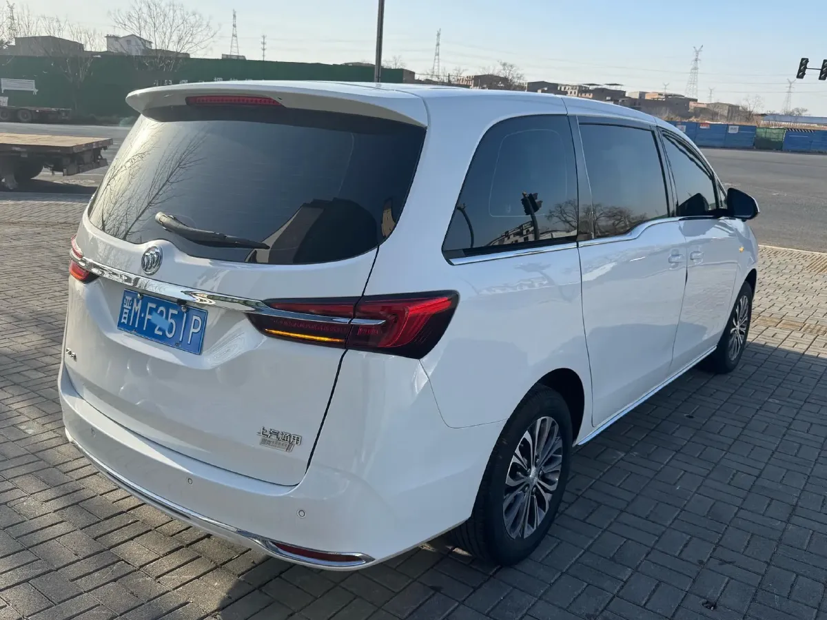 2023 Buick GL8 2.0T 237HP L4 9AT,autocango,china used car exporter,china ev exporter,chinese used car exporter,chinese used ev exporter
