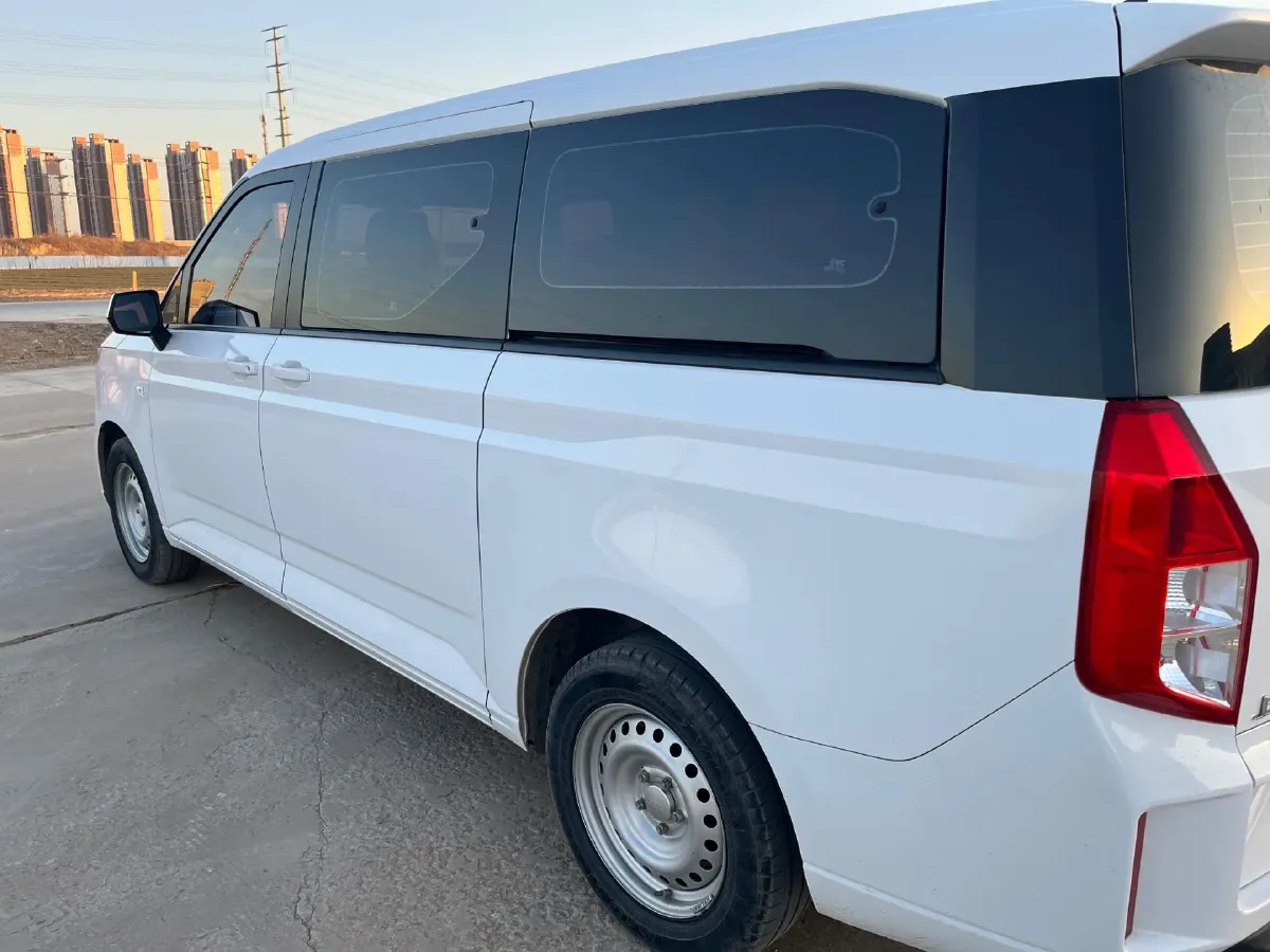 2021 WuLing ZhengChen 1.5T 147HP L4 6MT,autocango,china used car exporter,china ev exporter,chinese used car exporter,chinese used ev exporter