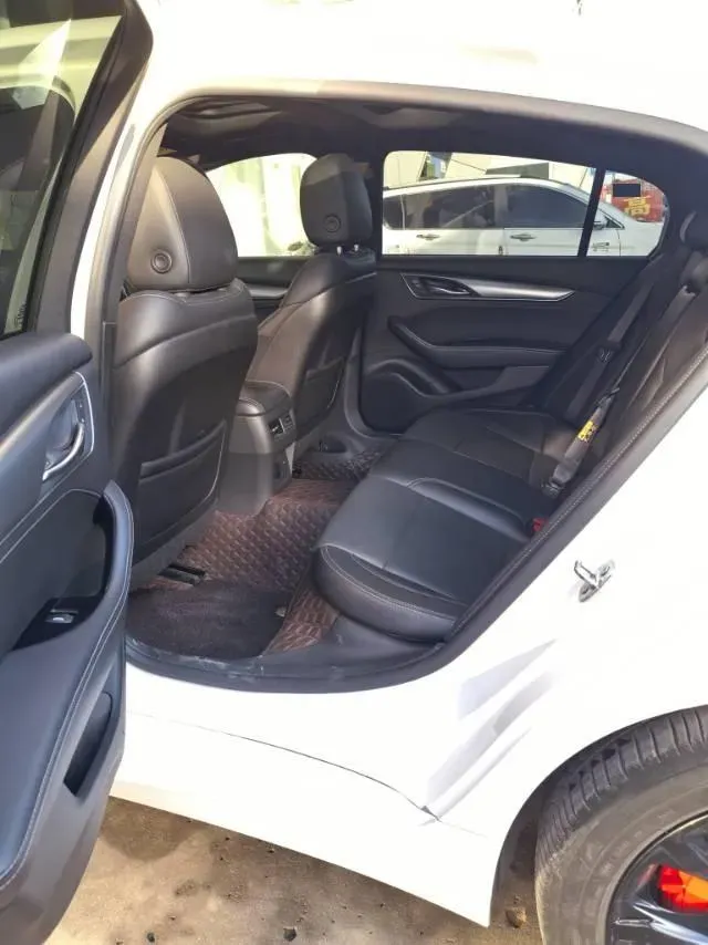 2022 Cadillac CT5 2.0T 237HP L4 10AT,autocango,china used car exporter,china ev exporter,chinese used car exporter,chinese used ev exporter