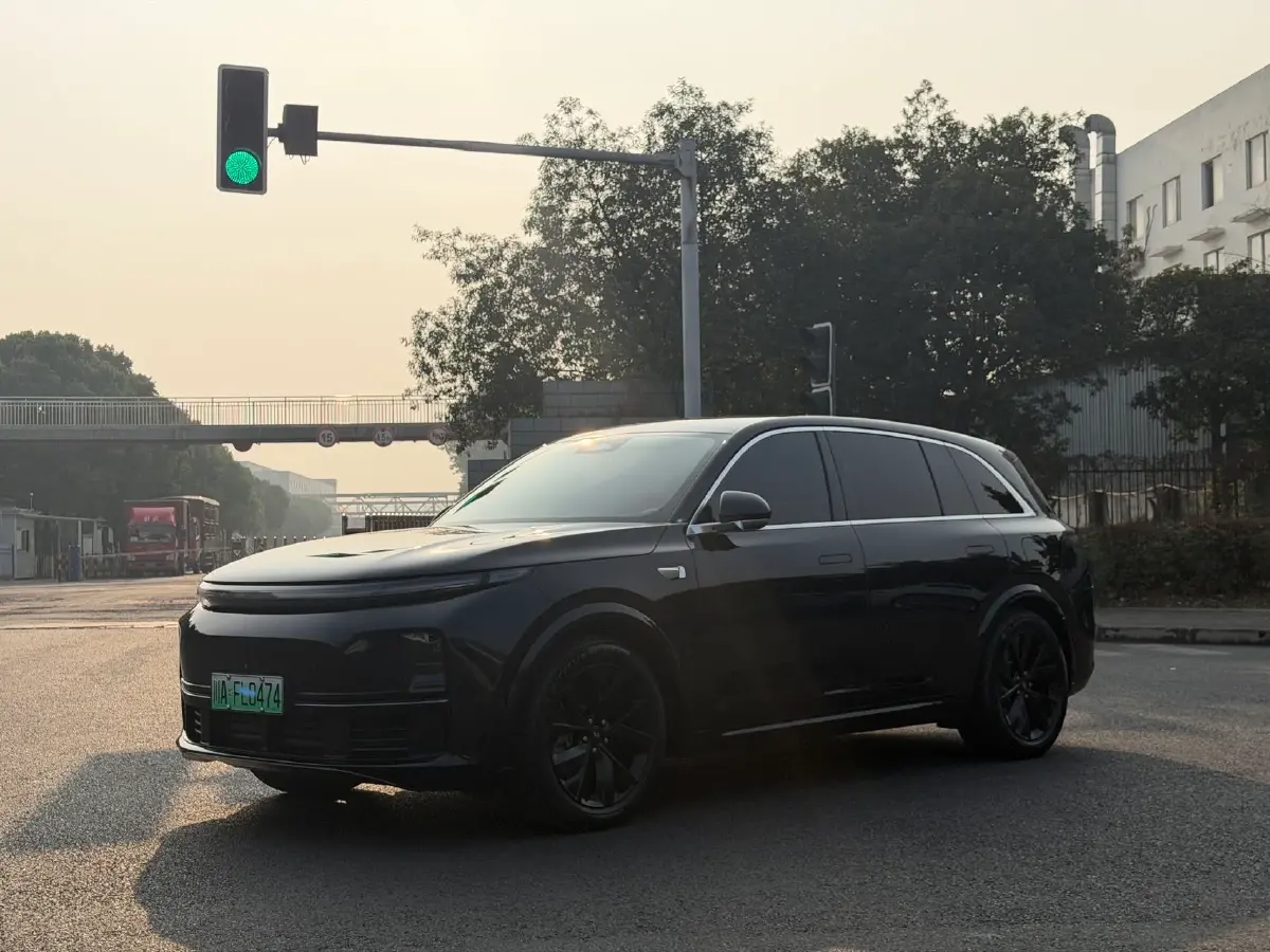 2023 Li L7 Range Extended 154HP REEV 40.9KWH