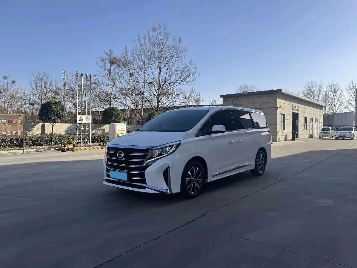 2021 GAC Trumpchi M8 2.0T 252HP L4 8AT