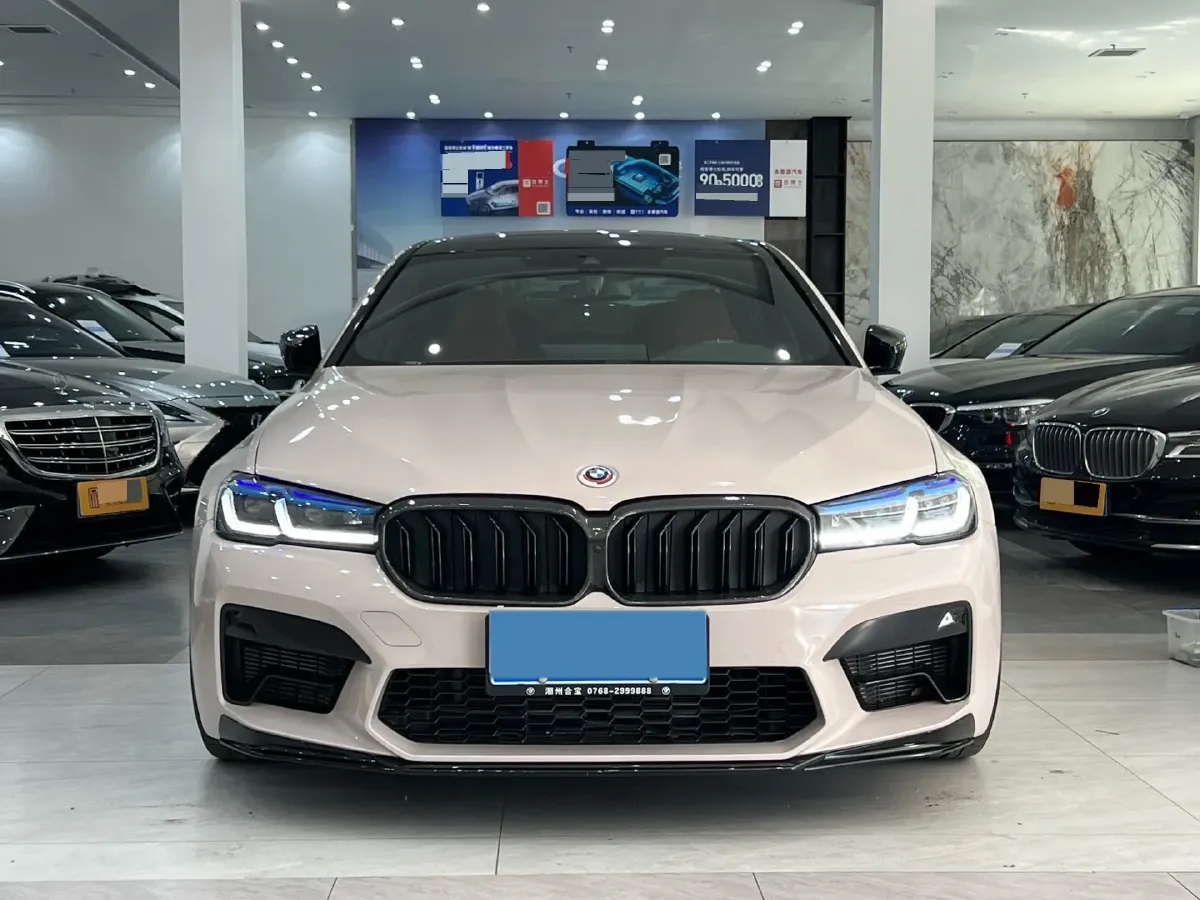 2021 BMW 5 Series 2.0T 252HP L4 8AT,autocango,china used car exporter,china ev exporter,chinese used car exporter,chinese used ev exporter