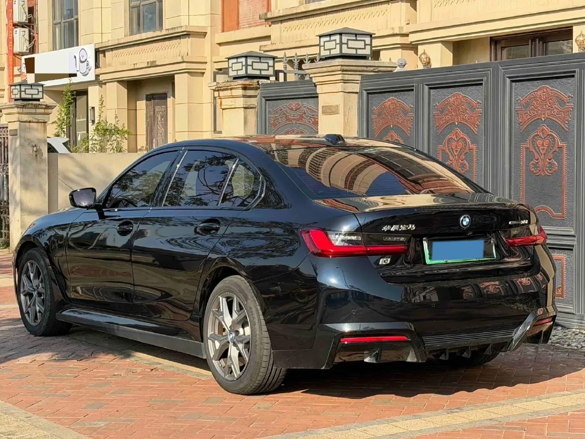 2024 BMW i3 BEV 70KWH,autocango,china used car exporter,china ev exporter,chinese used car exporter,chinese used ev exporter