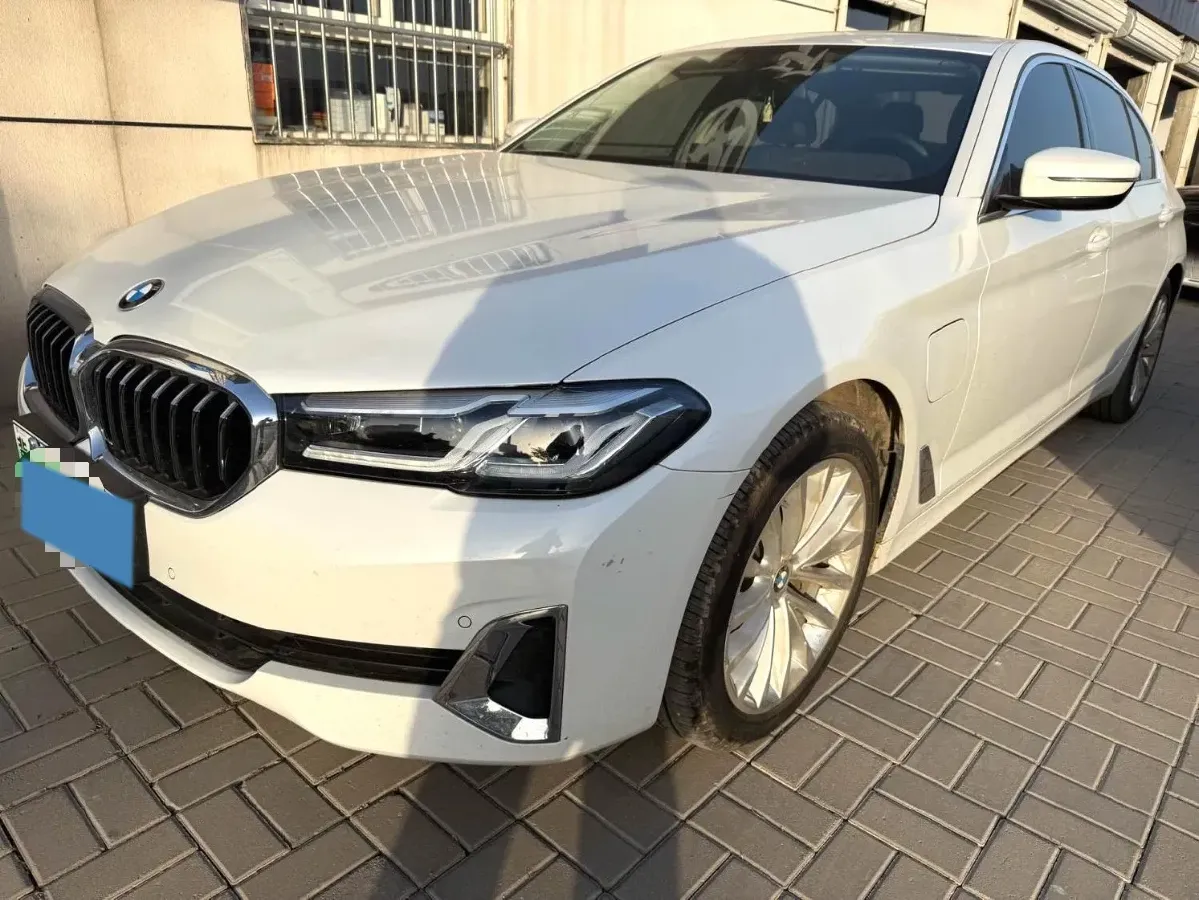 2021 BMW 5 Series 2.0T 184HP L4 8AT PHEV 17.7KWH,autocango,china used car exporter,china ev exporter,chinese used car exporter,chinese used ev exporter