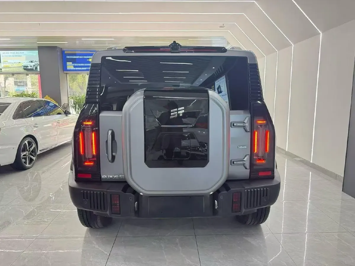 2024 Jetour ShanHai TravellerC-DM 1.5T 156HP L4 3DHT PHEV 43.24KWH,autocango,china used car exporter,china ev exporter,chinese used car exporter,chinese used ev exporter