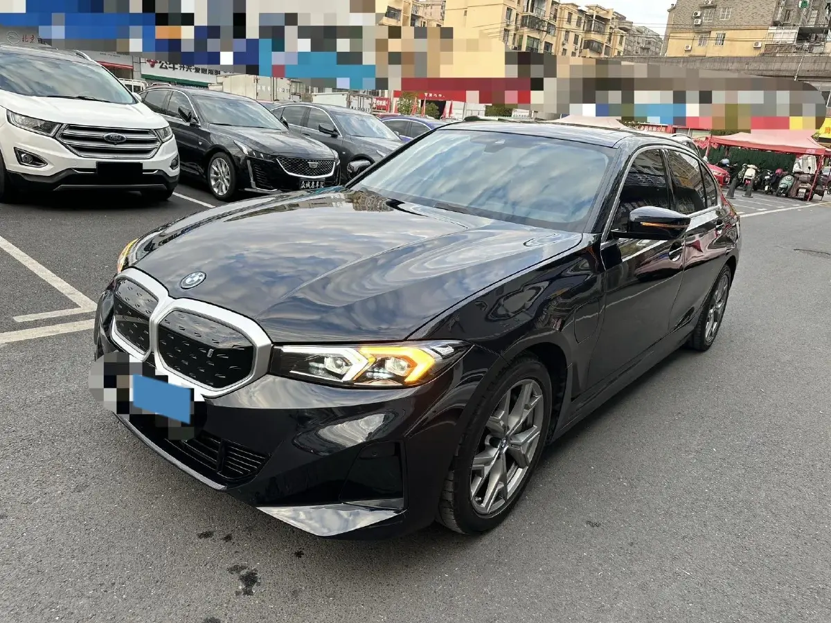 2025 BMW i3 BEV 70KWH