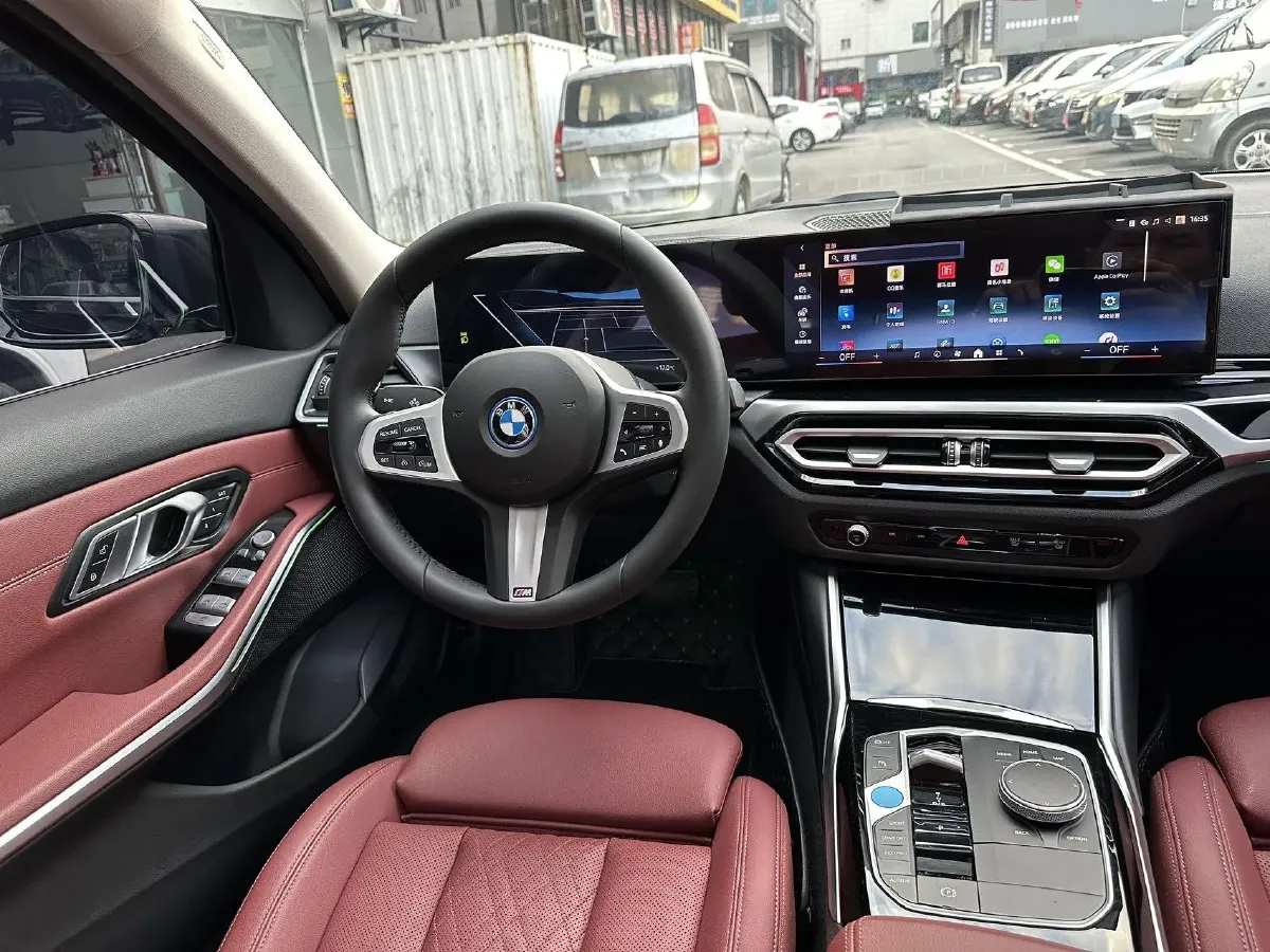 2025 BMW i3 BEV 70KWH,autocango,china used car exporter,china ev exporter,chinese used car exporter,chinese used ev exporter