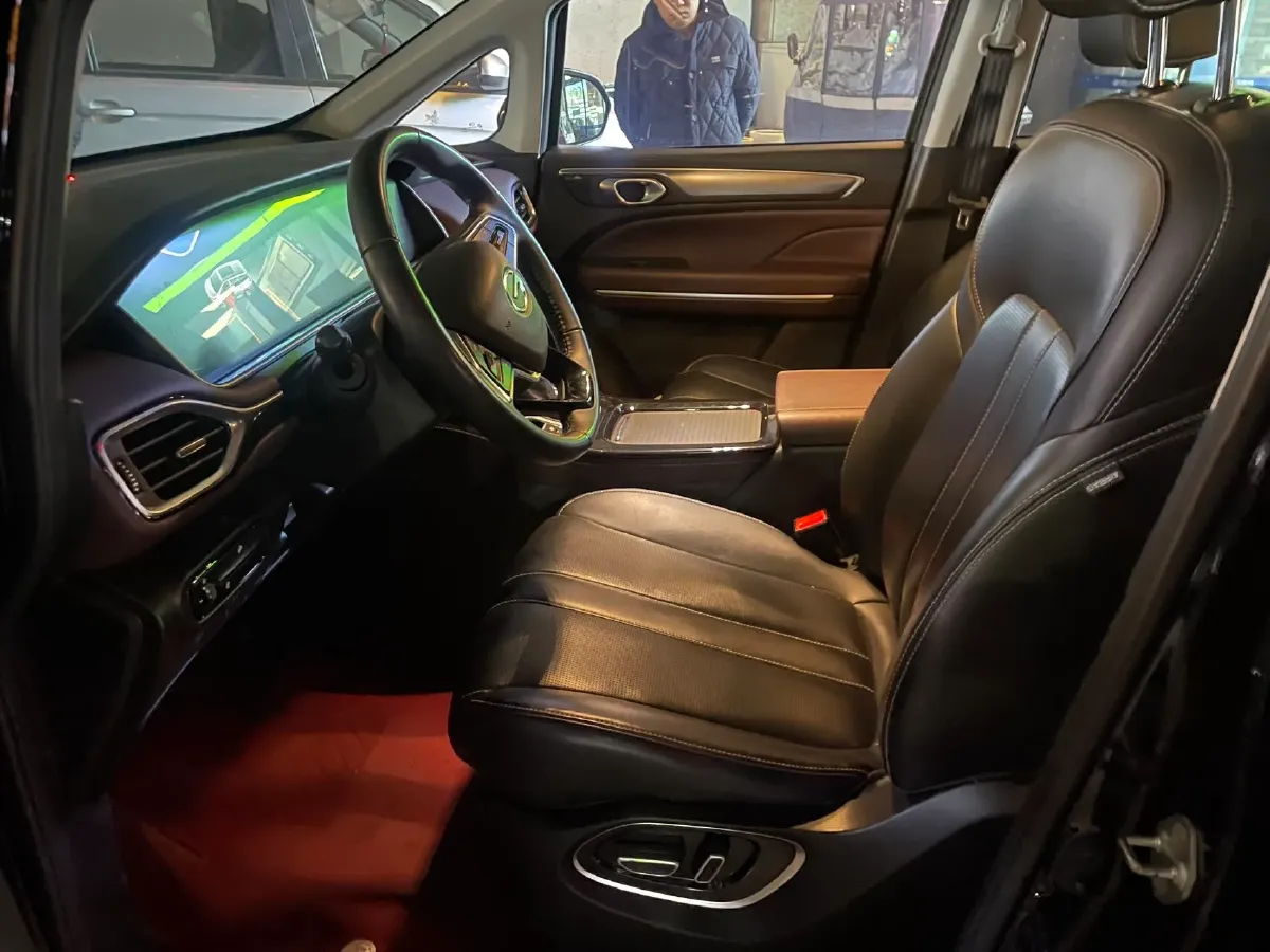 2023 GAC Trumpchi M6 1.5T 177HP L4 7DCT,autocango,china used car exporter,china ev exporter,chinese used car exporter,chinese used ev exporter