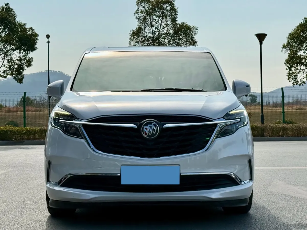 2021 Buick GL8 2.0T 237HP L4 9AT,autocango,china used car exporter,china ev exporter,chinese used car exporter,chinese used ev exporter