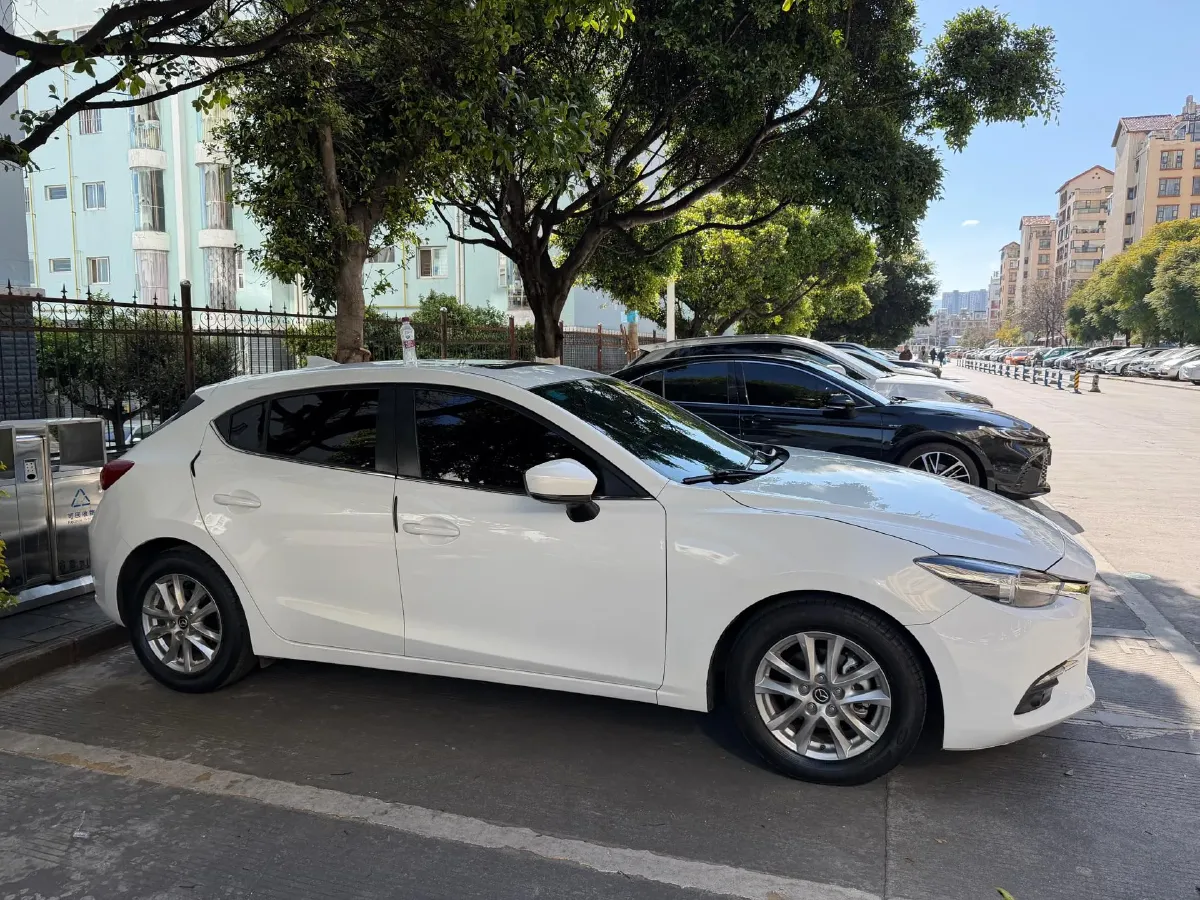 2017 Mazda 3 Axela 1.5L 117HP L4 6AT,autocango,china used car exporter,china ev exporter,chinese used car exporter,chinese used ev exporter