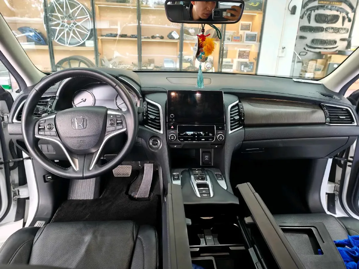 2020 Honda Avancier 2.0T 272HP L4 9AT,autocango,china used car exporter,china ev exporter,chinese used car exporter,chinese used ev exporter