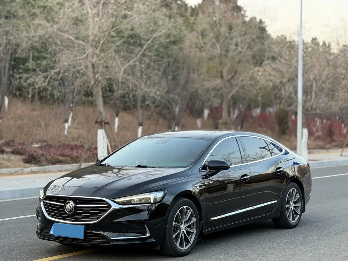 2020 Buick Larcosse 2.0T 237HP L4 9AT