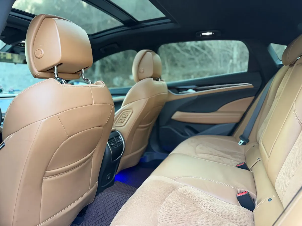 2020 Buick Larcosse 2.0T 237HP L4 9AT,autocango,china used car exporter,china ev exporter,chinese used car exporter,chinese used ev exporter