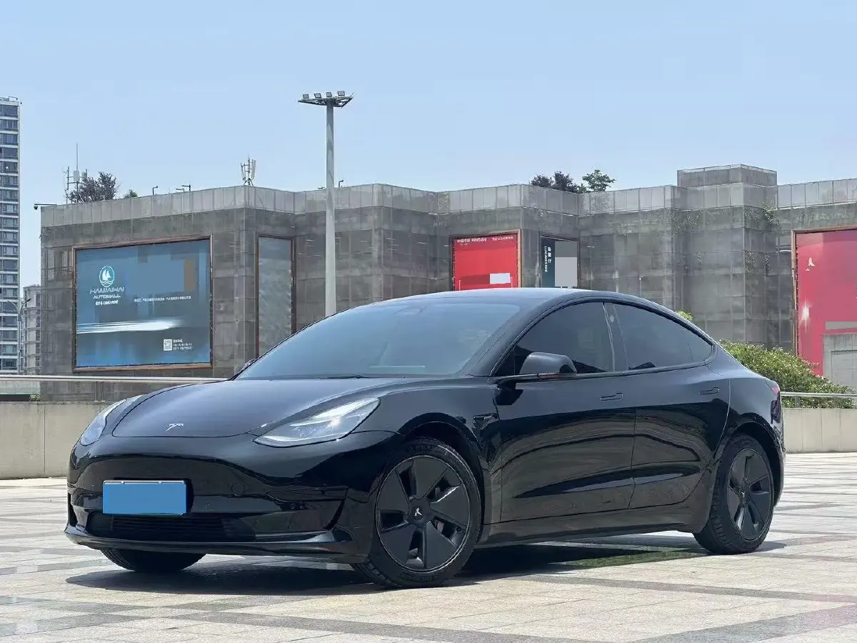 2022 Tesla Model 3 BEV 60KWH