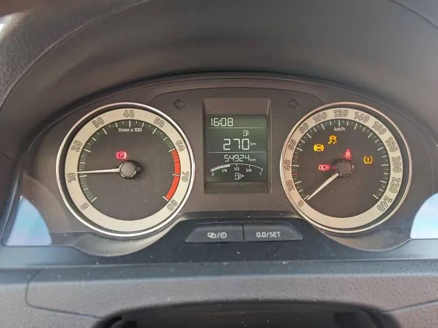 2019 SWM G01 1.5T 156HP L4 6MT,autocango,china used car exporter,china ev exporter,chinese used car exporter,chinese used ev exporter