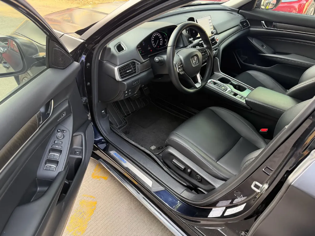2021 Honda Accord 2.0L 146HP L4 E-CVT Hybrid,autocango,china used car exporter,china ev exporter,chinese used car exporter,chinese used ev exporter