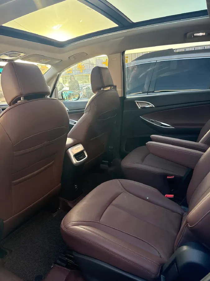 2019 Buick GL6 1.3T 163HP L3 6AT,autocango,china used car exporter,china ev exporter,chinese used car exporter,chinese used ev exporter