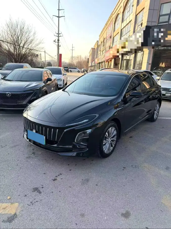 2024 HongQi E-QM5 BEV 72KWH