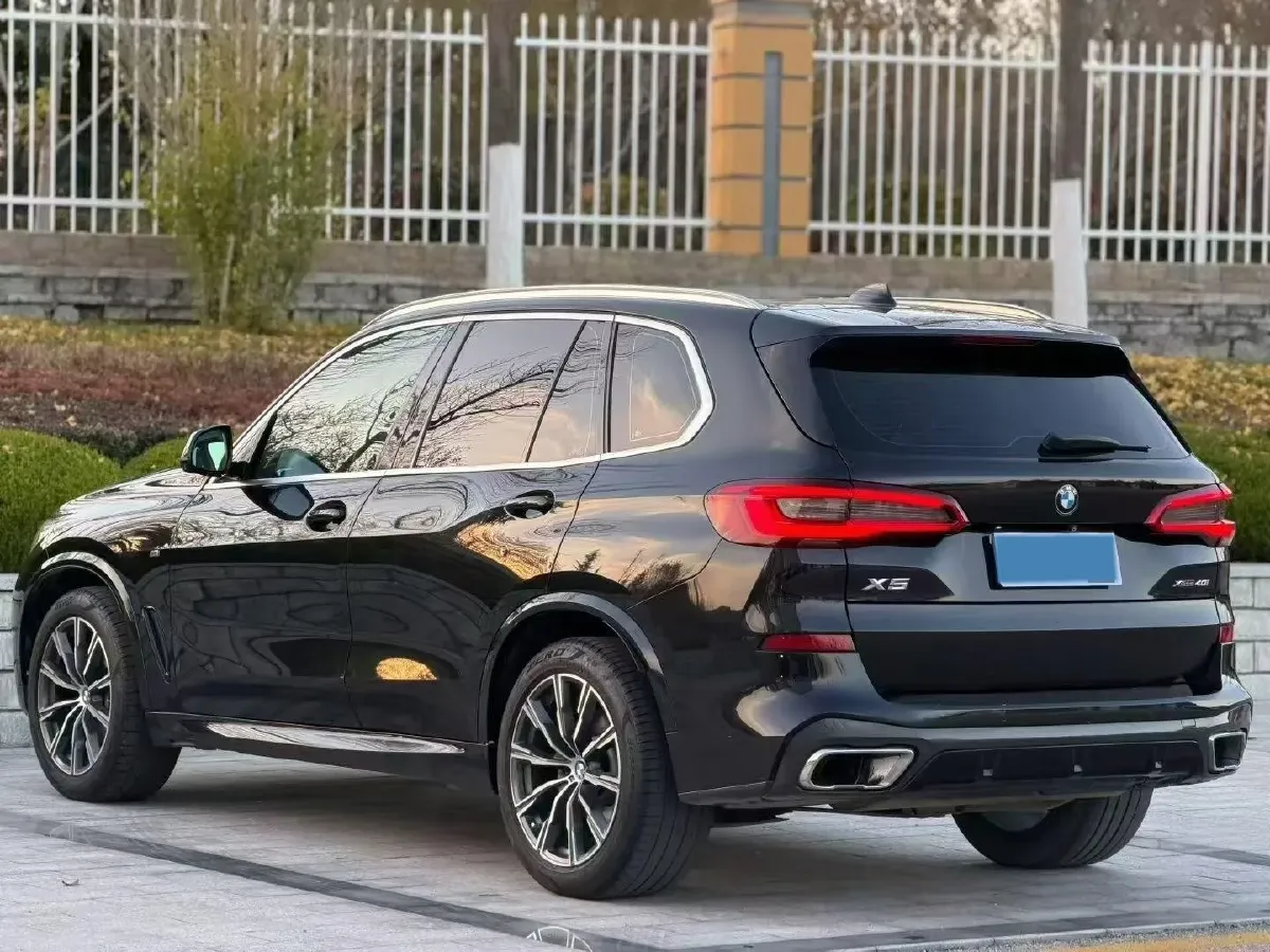 2020 BMW X5 3.0T 340HP L6 8AT,autocango,china used car exporter,china ev exporter,chinese used car exporter,chinese used ev exporter