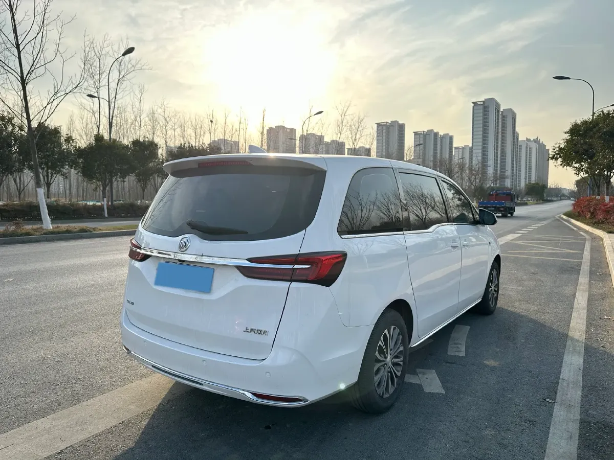 2023 Buick GL8 2.0T 237HP L4 9AT,autocango,china used car exporter,china ev exporter,chinese used car exporter,chinese used ev exporter