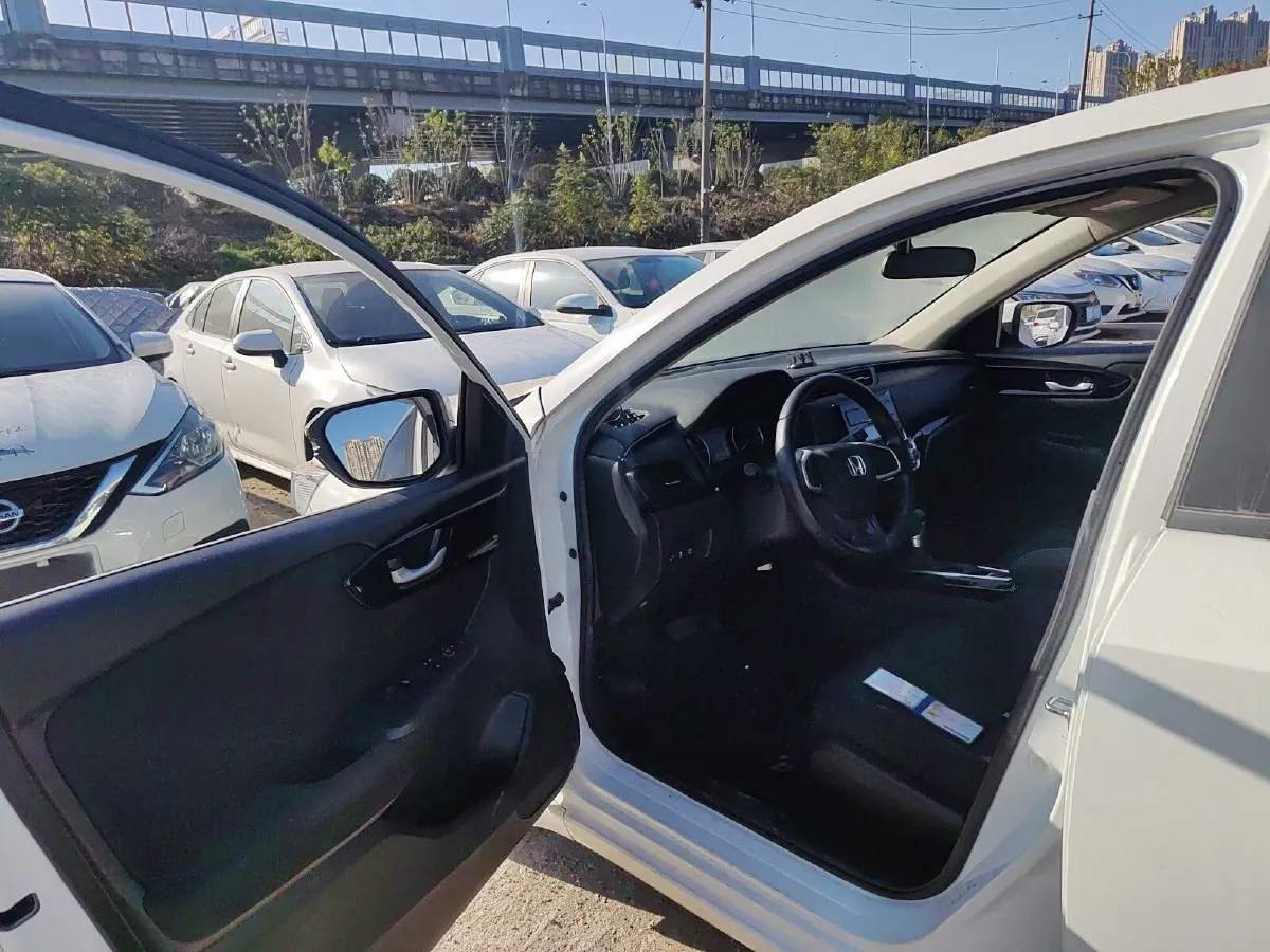 2022 Honda Crider 1.0T 122HP L3 CVT,autocango,china used car exporter,china ev exporter,chinese used car exporter,chinese used ev exporter