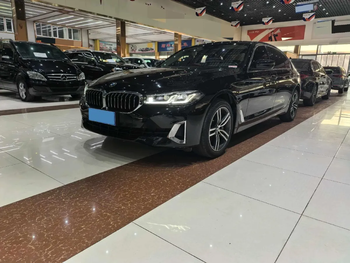 2021 BMW 5 Series 2.0T 252HP L4 8AT,autocango,china used car exporter,china ev exporter,chinese used car exporter,chinese used ev exporter