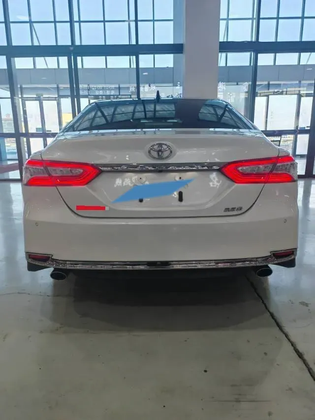 2021 Toyota Camry 2.5L 209HP L4 8AT,autocango,china used car exporter,china ev exporter,chinese used car exporter,chinese used ev exporter