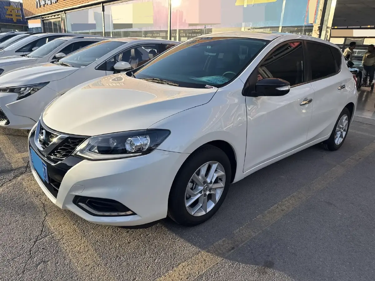 2023 Nissan Tiida 1.6L 122HP L4 CVT