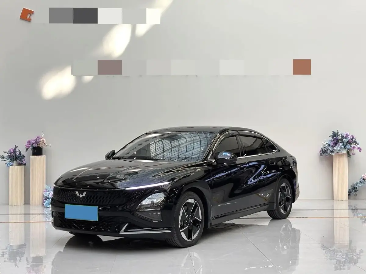 2024 WuLing XingGuang 1.5L 106HP L4 E-CVT PHEV 20.5KWH