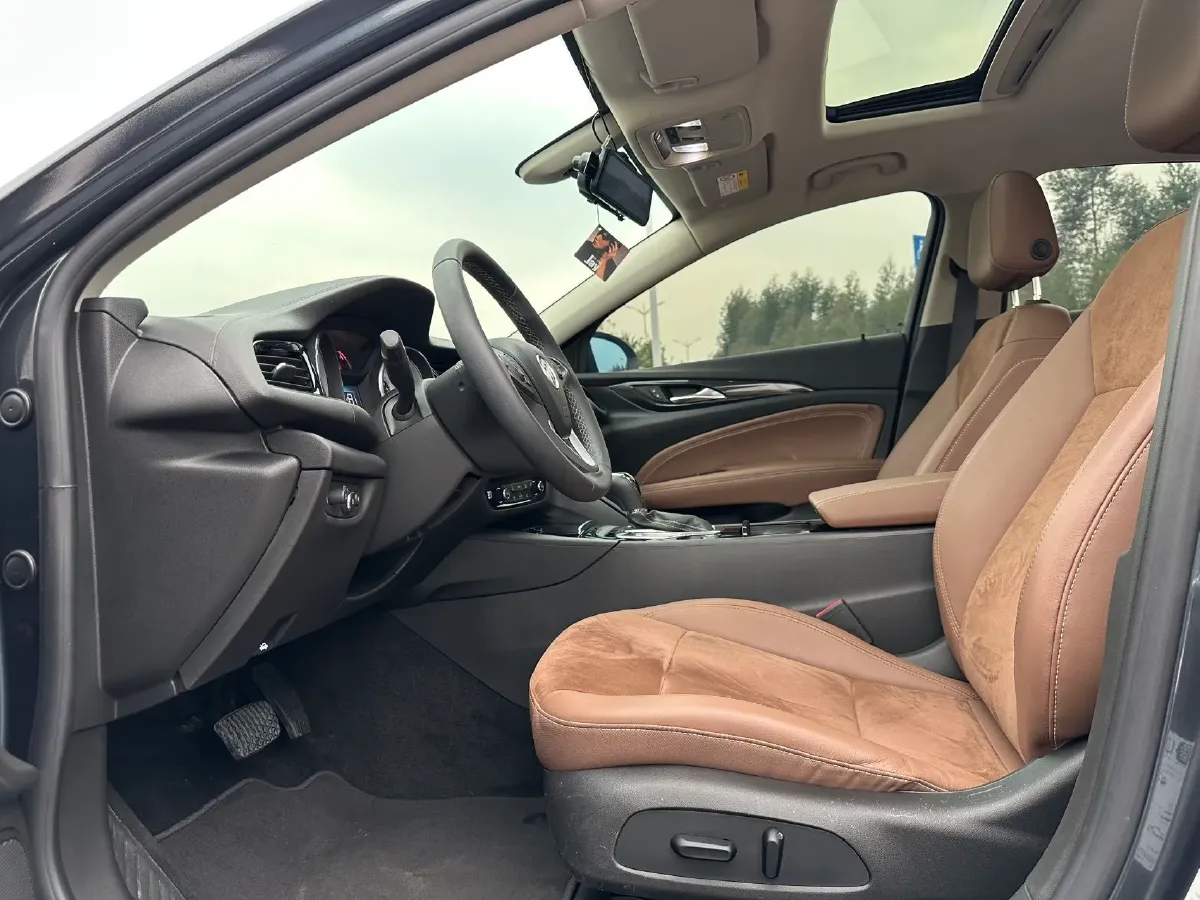 2019 Buick Regal 1.5T 170HP L4 9AT,autocango,china used car exporter,china ev exporter,chinese used car exporter,chinese used ev exporter