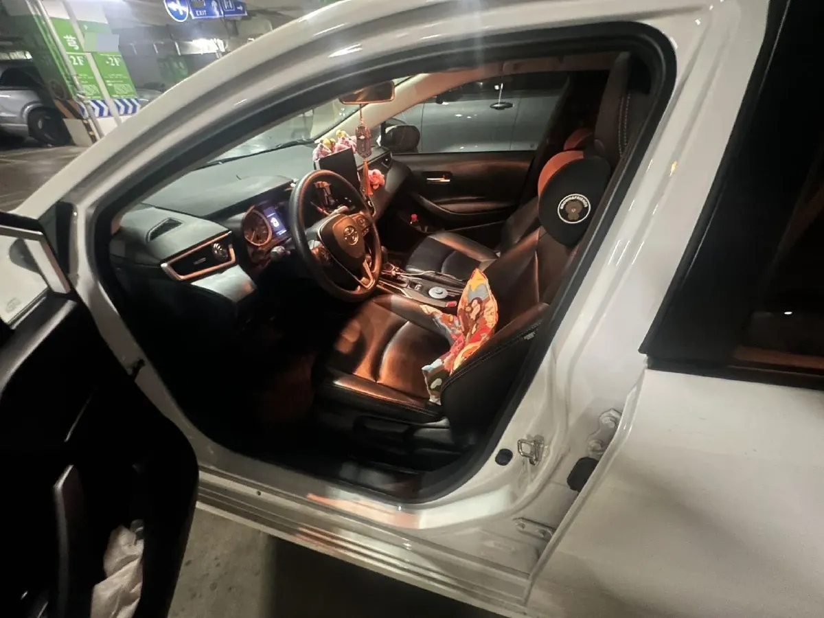 2021 Toyota Corolla 1.2T 116HP L4 CVT,autocango,china used car exporter,china ev exporter,chinese used car exporter,chinese used ev exporter