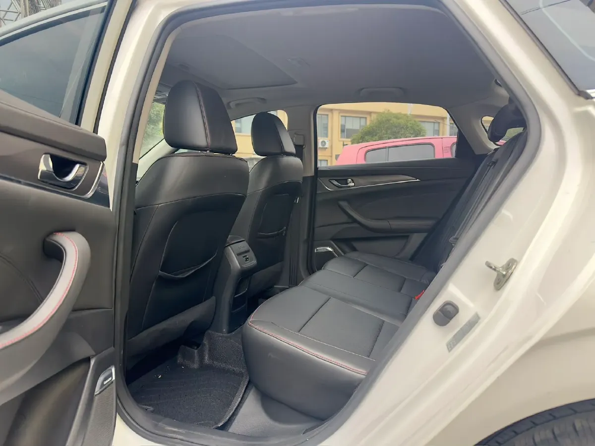 2019 ChangAn Eado 1.4T 158HP L4 7DCT,autocango,china used car exporter,china ev exporter,chinese used car exporter,chinese used ev exporter