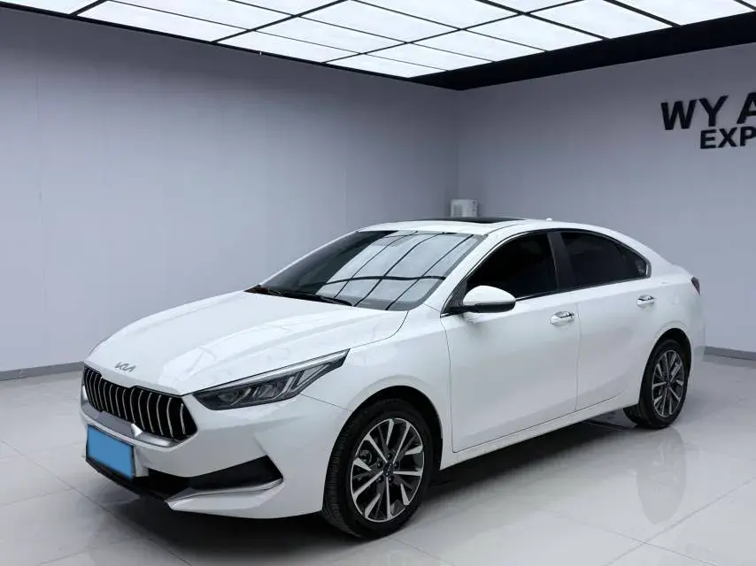 2021 Kia K3 1.5L 115HP L4 CVT